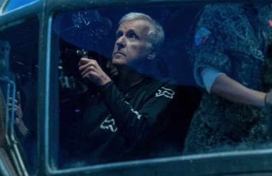 James-Cameron-underwater.jpg