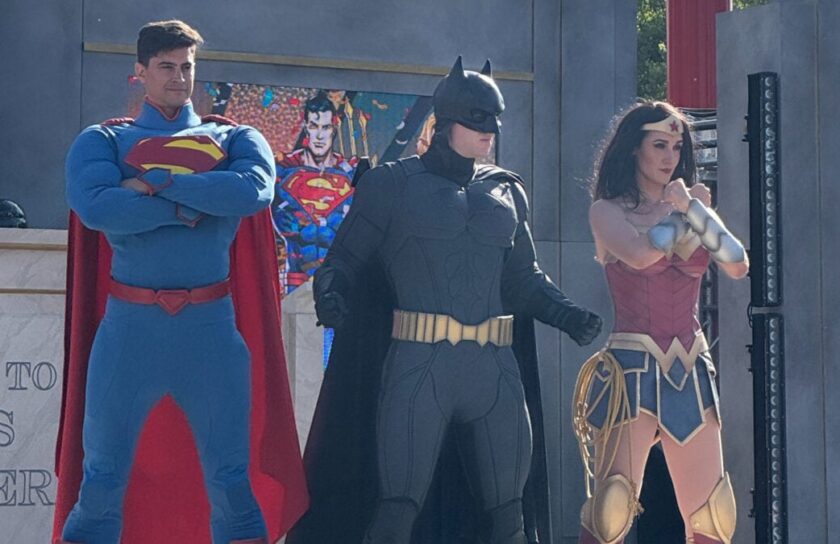 Six-flags-Superman-Batman-Wonder-Woman-io9-Gizmodo-1200×675.jpg